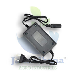 Tanneng 12V 1.7A Smart Battery Charger – Fast & Safe Charger for Sprayers (Li-ion, LiFePO₄, Lead-Acid Compatible)